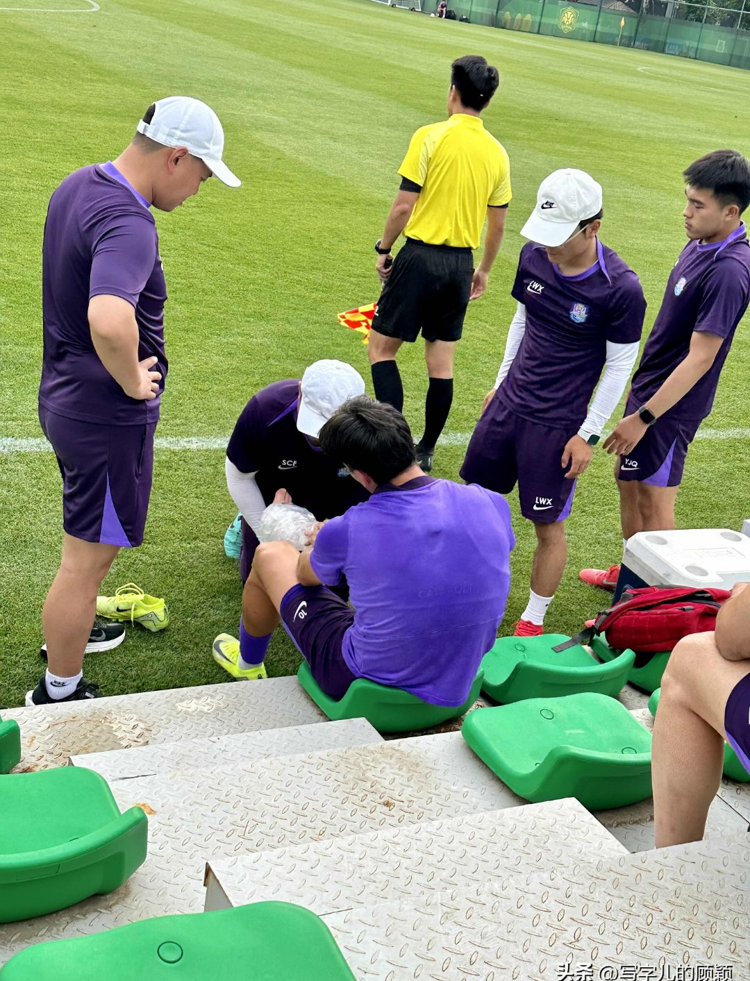 澳客视频-高质量比赛中精彩瞬间不断，球员们奋力拼搏的简单介绍