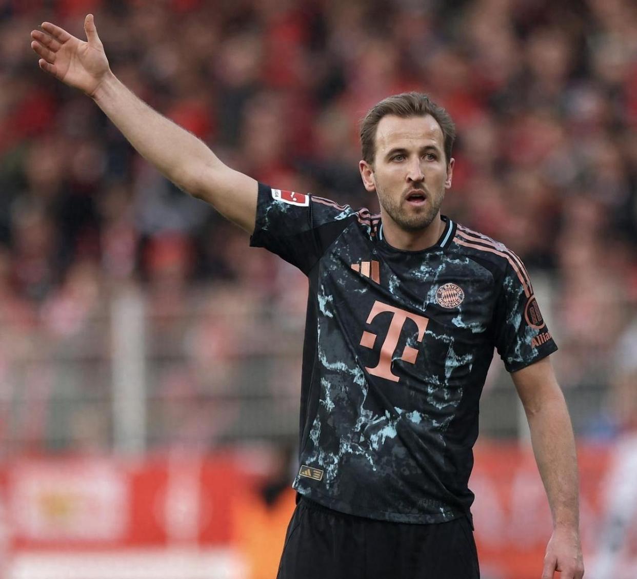 澳客app-巴黎圣日耳曼球员密集伤病，主帅急需调整战术的简单介绍