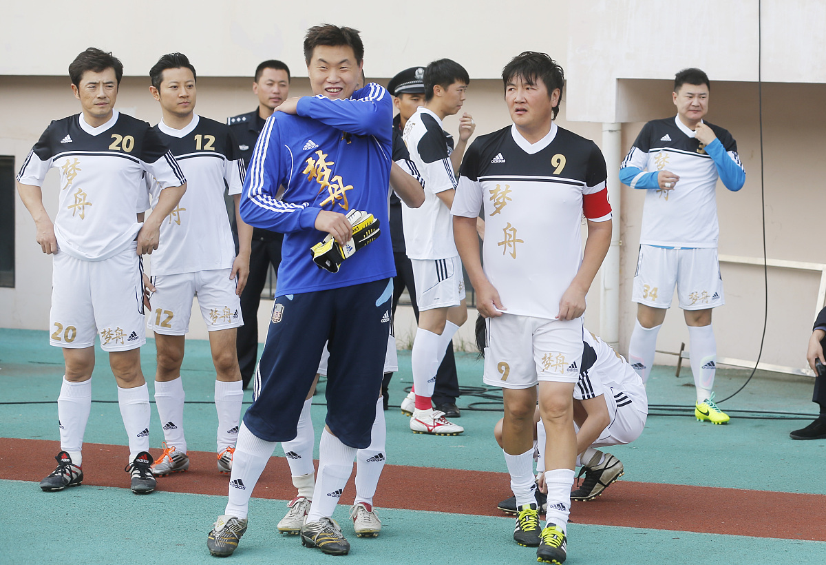 澳客地址-关于团结协作,亚洲足球赛事中的团队合作的信息