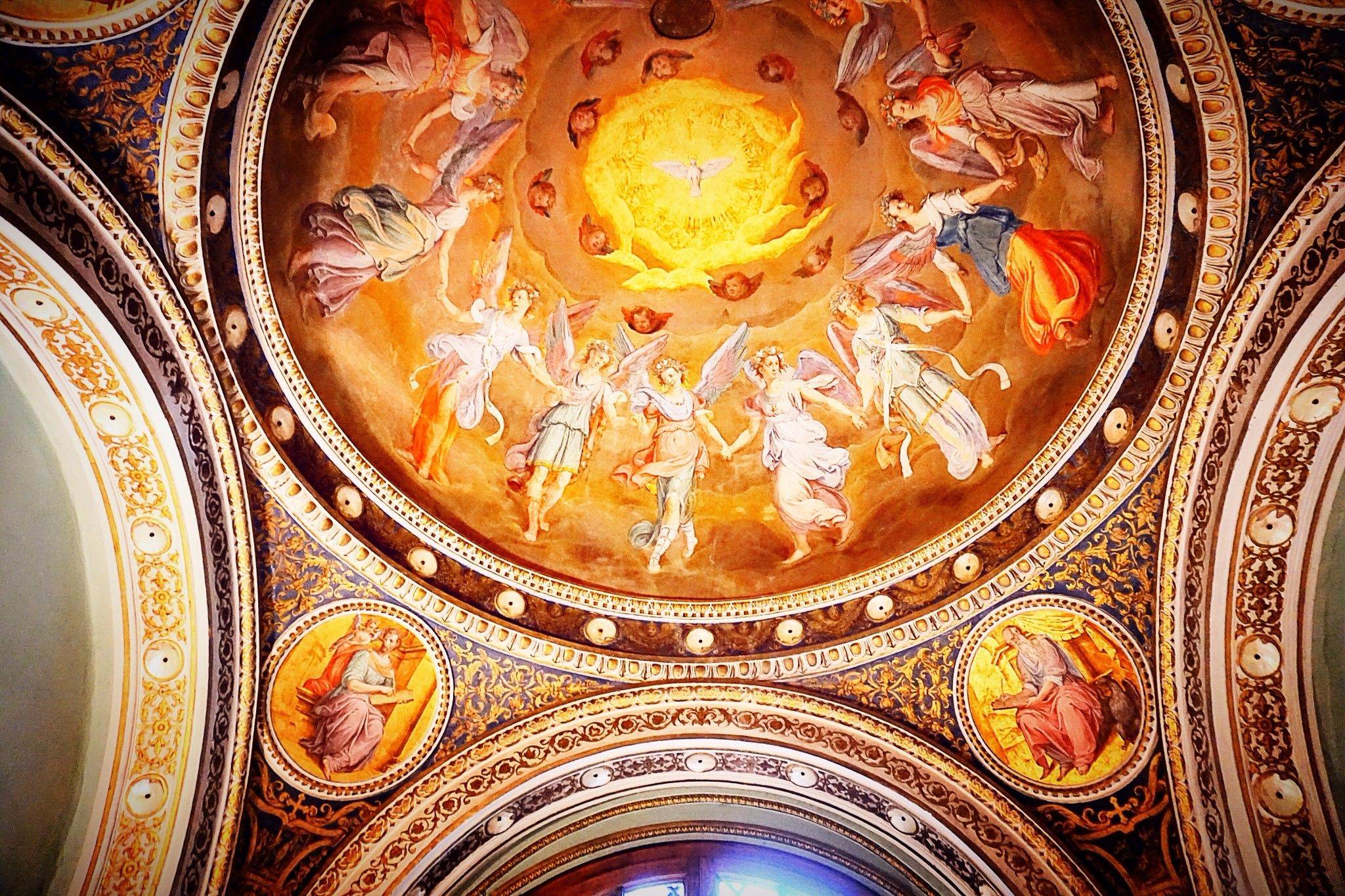 澳客注册-梵蒂冈射手因成功转会赞助商广告拍摄的简单介绍